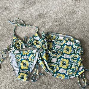 Bikini set with skirt